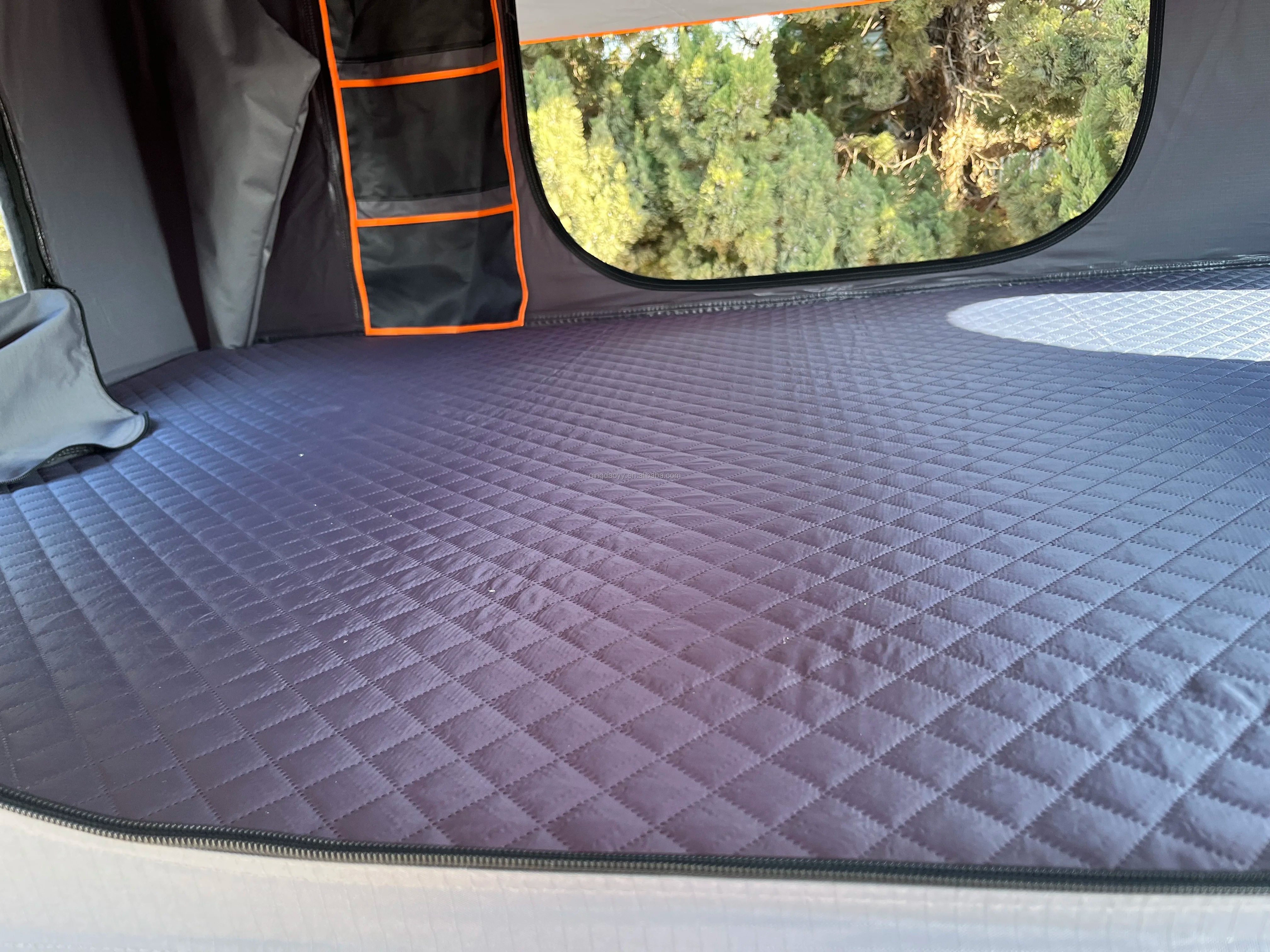 Manufacturers Direct Selling Big Pop up Car Roof Top Tent With Insulation